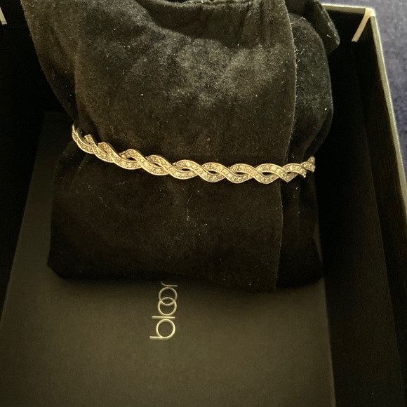 Simple Diamond bracelet - Picture 4 of 5